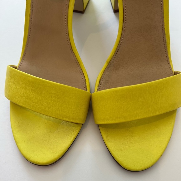 J. Crew Heals - Picture 3 of 6